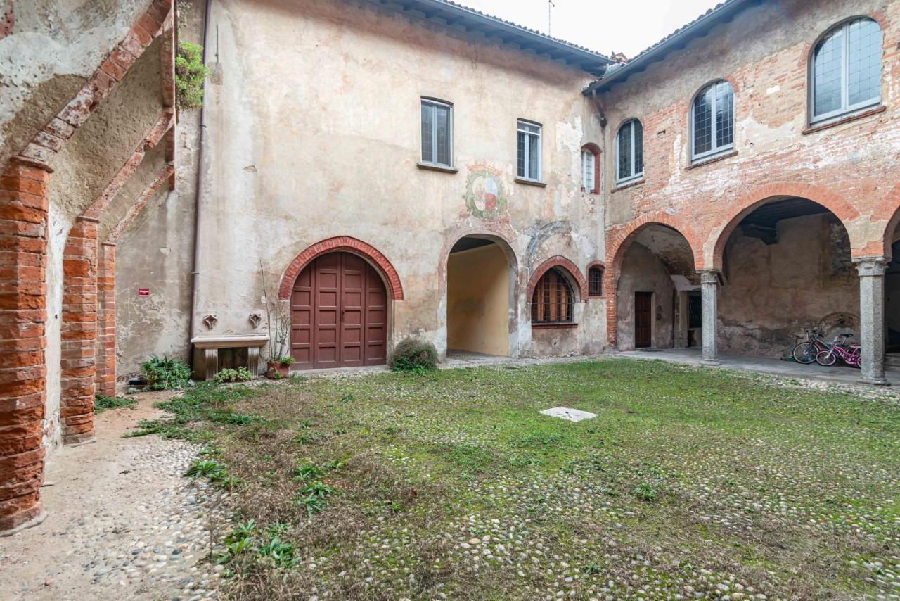 House Of Foscolo - Palazzo Cornazzani - By Host4U Apartment ปาเวีย ภายนอก รูปภาพ