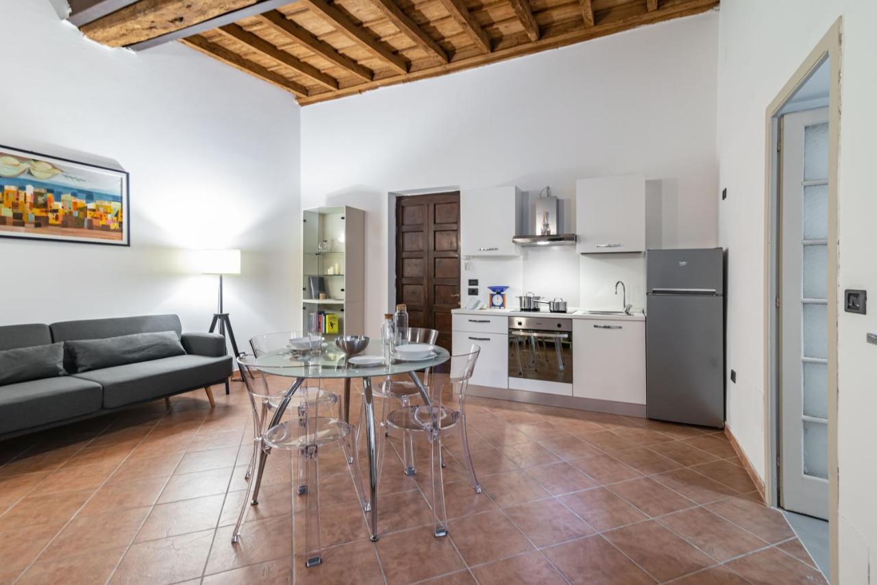 House Of Foscolo - Palazzo Cornazzani - By Host4U Apartment ปาเวีย ภายนอก รูปภาพ