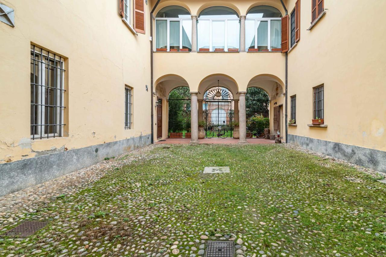 House Of Foscolo - Palazzo Cornazzani - By Host4U Apartment ปาเวีย ภายนอก รูปภาพ