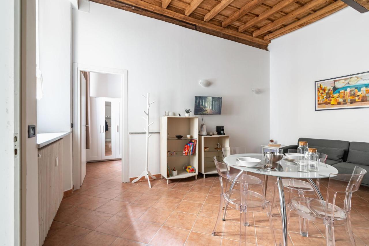 House Of Foscolo - Palazzo Cornazzani - By Host4U Apartment ปาเวีย ภายนอก รูปภาพ
