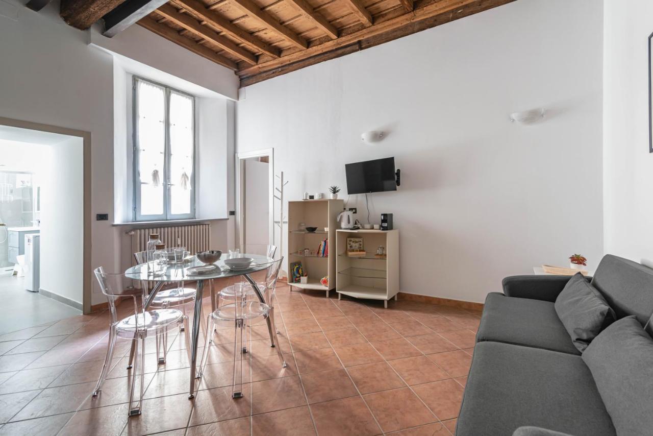 House Of Foscolo - Palazzo Cornazzani - By Host4U Apartment ปาเวีย ภายนอก รูปภาพ