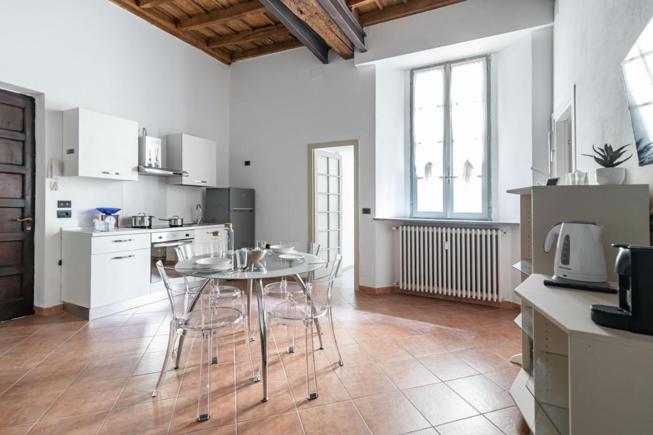 House Of Foscolo - Palazzo Cornazzani - By Host4U Apartment ปาเวีย ภายนอก รูปภาพ